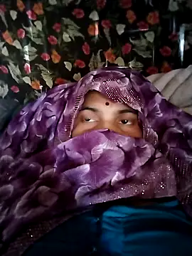 Snapshot of Jooli_cuty chatting on 02-28-26, 09:43 Jooli cuty online show from 02-28-26, 09:43