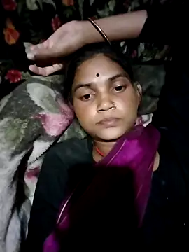 Snapshot of Jooli_cuty chatting on 03-12-26, 01:06 Jooli cuty online show from 03-12-26, 01:06