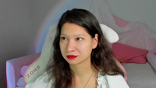 SaraDenars online show from 11-27-25, 05:20