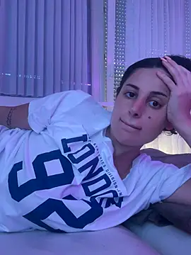 jojoa23 online show from 04-14-26, 12:00