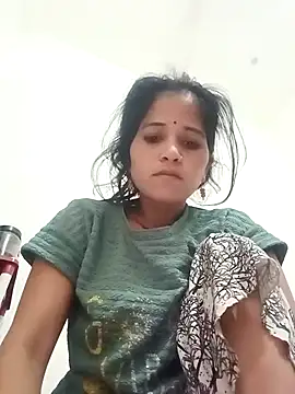 Snapshot of Sanjna_babby chatting on 04-15-26, 03:35 Sanjna babby online show from 04-15-26, 03:35