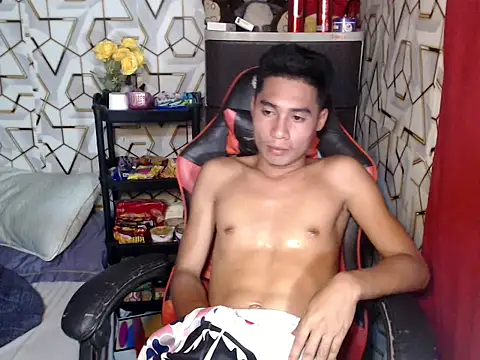 Snapshot of mrsexyteens chatting on 11-03-25, 01:45 mrsexyteens online show from 11-03-25, 01:45