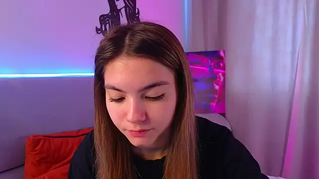 Snapshot of MargieDavidson chatting on 02-25-26, 07:40 MargieDavidson online show from 02-25-26, 07:40