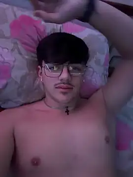 Snapshot of Lxx001@xh chatting on 11-09-25, 01:48 Lxx001xh online show from 11-09-25, 01:48