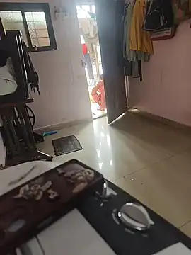 Snapshot of Lailamajnu1996 chatting on 02-16-26, 05:03 Lailamajnu1996 online show from 02-16-26, 05:03