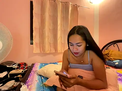 Philina thi online show from 11-28-25, 01:14