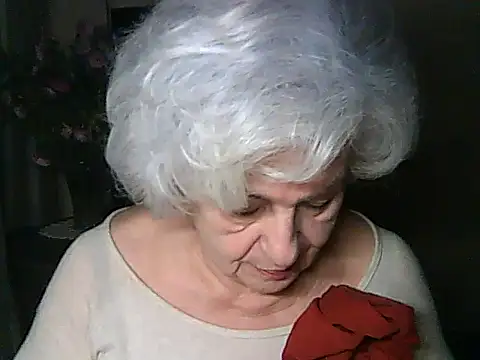 Snapshot of ValeriaKroww chatting on 11-14-25, 06:28 ValeriaKroww online show from 11-14-25, 06:28