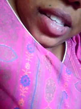 Snapshot of Mathi_cam chatting on 03-26-26, 10:54 Mathi cam online show from 03-26-26, 10:54