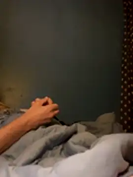 Snapshot of biggdaddyandqueenn chatting on 11-16-25, 05:57 biggdaddyandqueenn online show from 11-16-25, 05:57