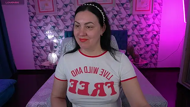 VelvetLuck online show from 04-09-26, 05:51