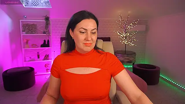 Snapshot of VelvetLuck chatting on 04-22-26, 12:39 VelvetLuck online show from 04-22-26, 12:39