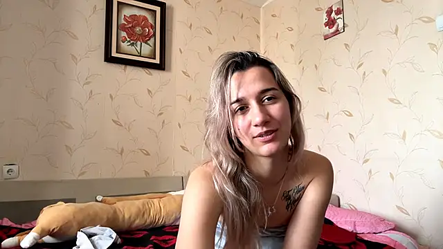 Auroragin online show from 11-08-25, 10:48