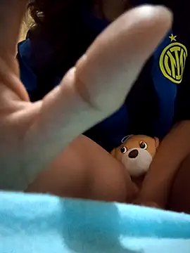 Snapshot of Morenaizzy chatting on 11-05-25, 05:07 Morenaizzy online show from 11-05-25, 05:07