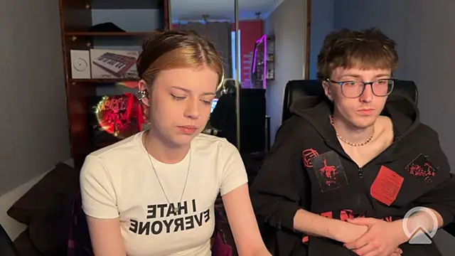 t files x online show from 04-03-26, 04:10