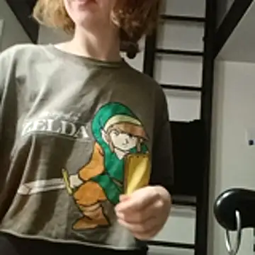 Snapshot of RinaLocke chatting on 11-06-25, 02:45 RinaLocke online show from 11-06-25, 02:45