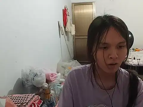 Snapshot of RebelAura chatting on 06-11-26, 04:49 RebelAura online show from 06-11-26, 04:49