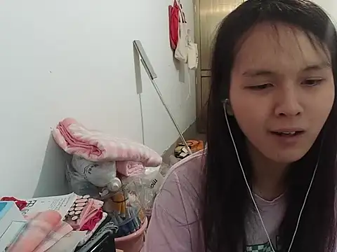 Snapshot of RebelAura chatting on 07-12-26, 10:56 RebelAura online show from 07-12-26, 10:56
