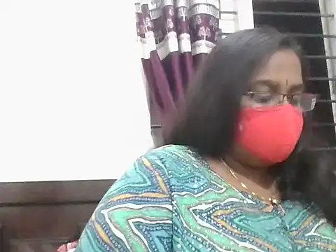 hootypriya online show from 03-10-26, 04:23