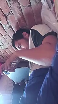 sageer097 online show from 11-13-25, 04:33