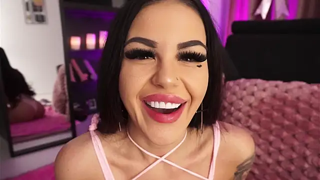 NaomyBlackBarbie online show from 11-16-25, 05:35