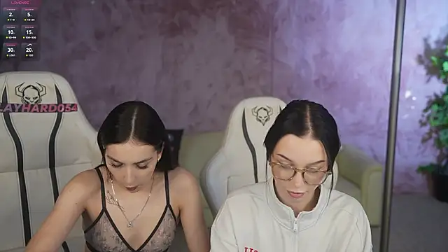 Snapshot of Rita_Moon054 chatting on 02-20-26, 08:05 Rita Moon054 online show from 02-20-26, 08:05