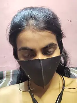 Snapshot of Thaper_Meera2 chatting on 05-19-26, 01:56 Thaper Meera2 online show from 05-19-26, 01:56