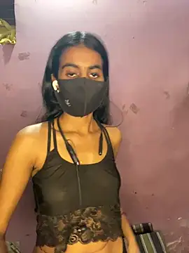 Snapshot of Thaper_Meera2 chatting on 05-31-26, 07:37 Thaper Meera2 online show from 05-31-26, 07:37