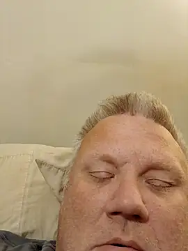 Snapshot of Jbirdb800 chatting on 11-05-25, 10:59 Jbirdb800 online show from 11-05-25, 10:59