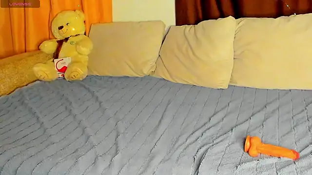 Eva purrr  online show from 11-08-25, 08:51