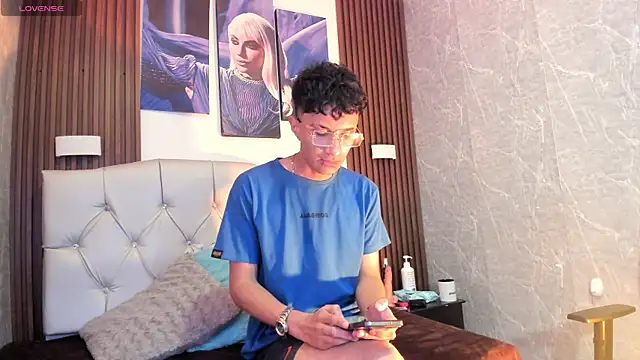 Elian Julian online show from 11-28-25, 12:02