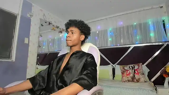 Santy bigcock 01 online show from 03-17-26, 11:57