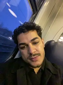 MorenoVelvet online show from 12-20-25, 02:57