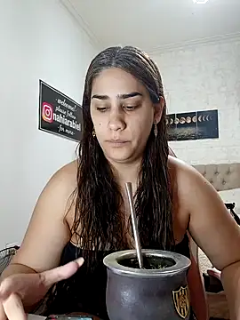 nahiarabiel33 online show from 02-10-26, 04:22