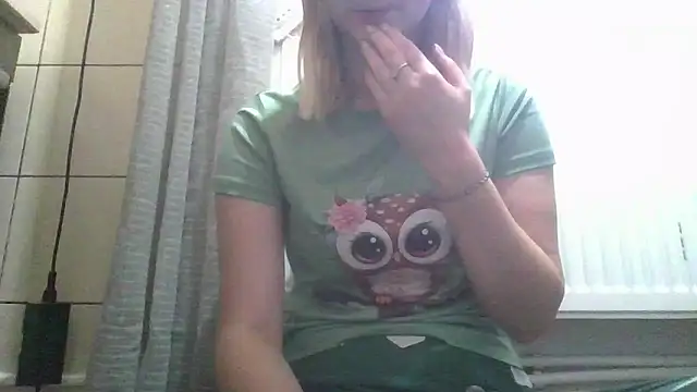 Snapshot of dirty_sasha00 chatting on 04-25-26, 03:20 dirty sasha00 online show from 04-25-26, 03:20