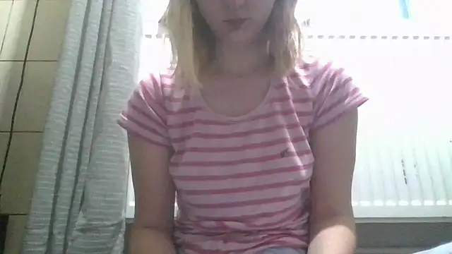 Snapshot of dirty_sasha00 chatting on 05-06-26, 02:40 dirty sasha00 online show from 05-06-26, 02:40