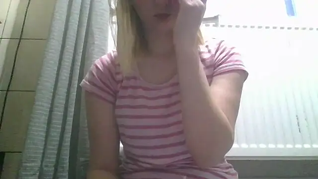 Snapshot of dirty_sasha00 chatting on 05-08-26, 03:01 dirty sasha00 online show from 05-08-26, 03:01