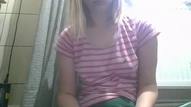 Snapshot of dirty_sasha00 chatting on 05-29-26, 02:42 dirty sasha00 online show from 05-29-26, 02:42