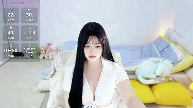 Nina37 online show from 04-14-26, 06:41