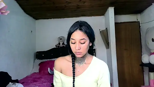 lyam ebony  online show from 05-01-26, 01:59