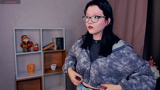 Snapshot of TishaFlaharty chatting on 11-05-25, 01:33 TishaFlaharty online show from 11-05-25, 01:33