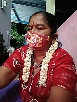 Snapshot of savithasree chatting on 06-23-26, 05:44 savithasree online show from 06-23-26, 05:44