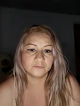 Snapshot of Karoline_milf_hot chatting on 11-11-25, 04:01 Karoline milf hot online show from 11-11-25, 04:01