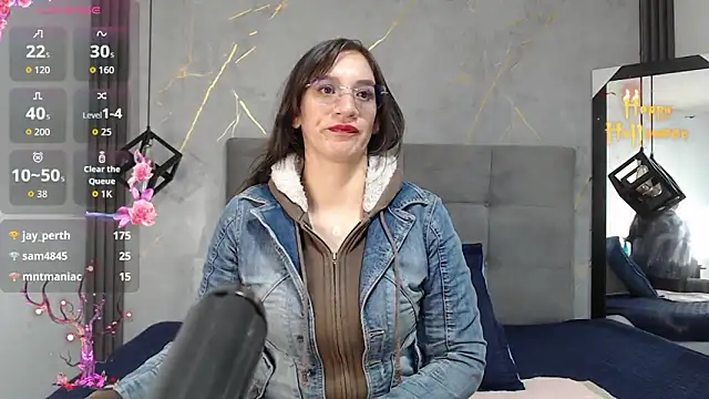 Snapshot of Samanntha_ chatting on 11-05-25, 02:28 Samanntha online show from 11-05-25, 02:28