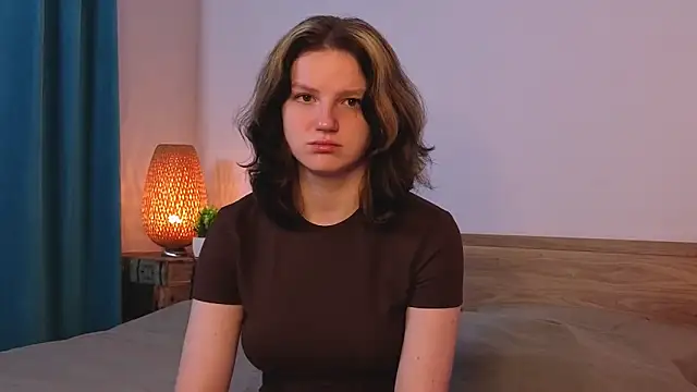 LatinaHuguenin online show from 04-04-26, 09:12