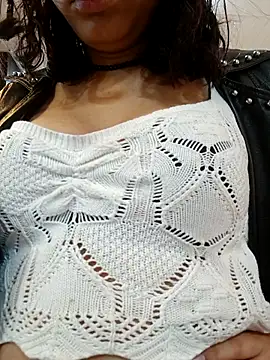 Snapshot of monFrandyd chatting on 11-12-25, 10:09 monFrandyd online show from 11-12-25, 10:09