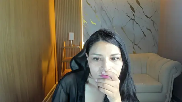 Snapshot of Valery_tf chatting on 02-02-26, 08:40 Valery tf online show from 02-02-26, 08:40