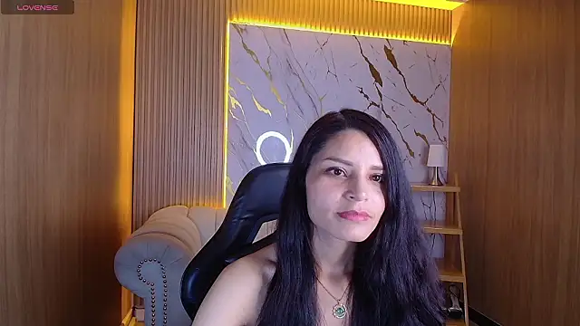 Snapshot of Valery_tf chatting on 02-28-26, 08:21 Valery tf online show from 02-28-26, 08:21