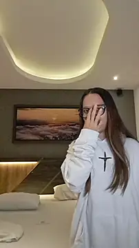 Snapshot of Lila_Park chatting on 12-03-25, 02:41 Lila Park online show from 12-03-25, 02:41