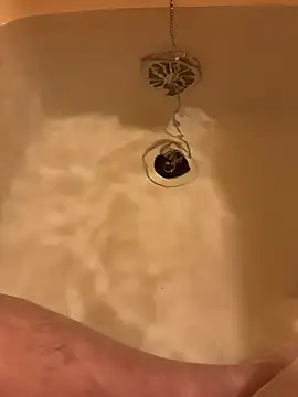 Snapshot of houkeiboy78 chatting on 02-10-26, 10:19 houkeiboy78 online show from 02-10-26, 10:19