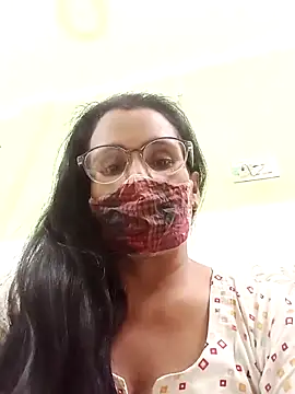 Snapshot of sanjana077 chatting on 11-08-25, 06:24 sanjana077 online show from 11-08-25, 06:24